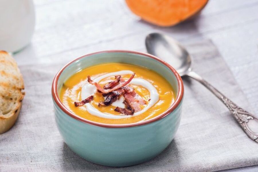 Reteta supa crema de cartofi dulci cu lapte de cocos