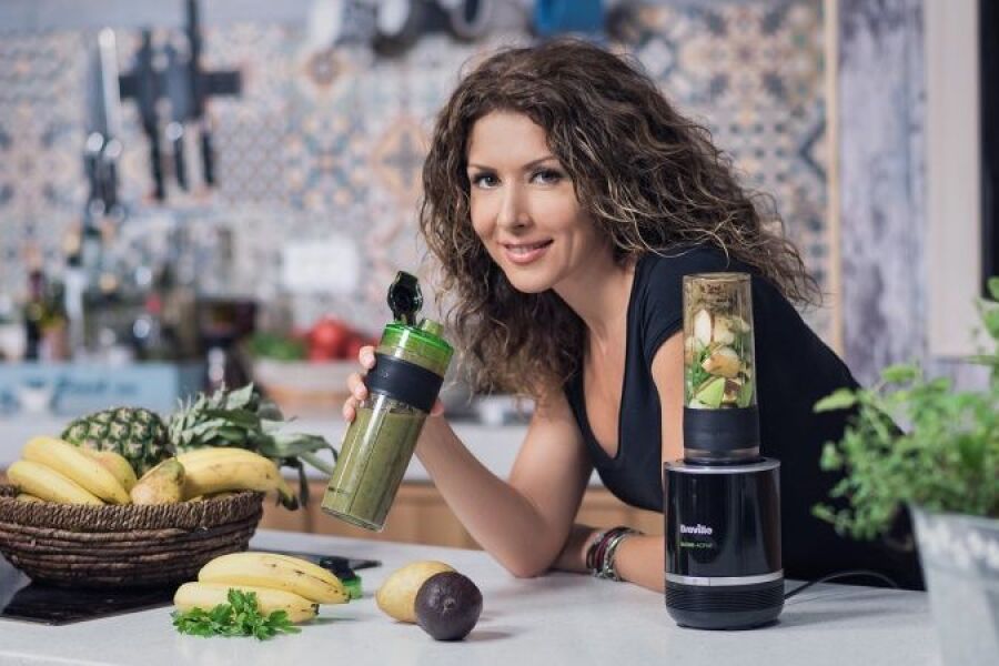 Reteta smoothie proteic cu pudra de canepa si avocado, made by Carmen Bruma