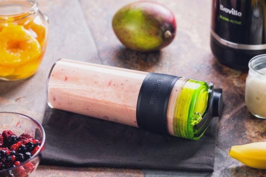 Reteta smoothie TO GO cu piersici si mango