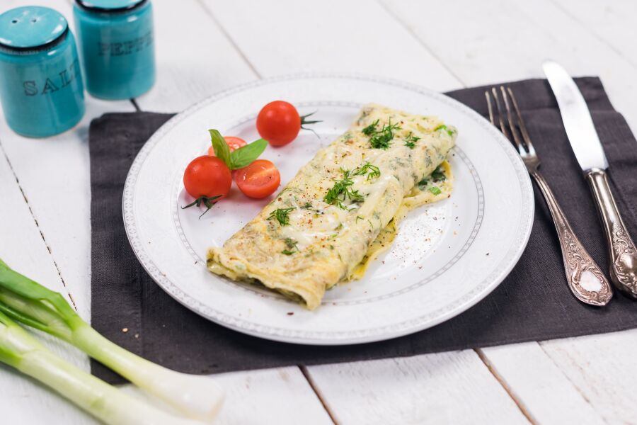 Rețetă Omletă cu verdețuri și ceapă verde