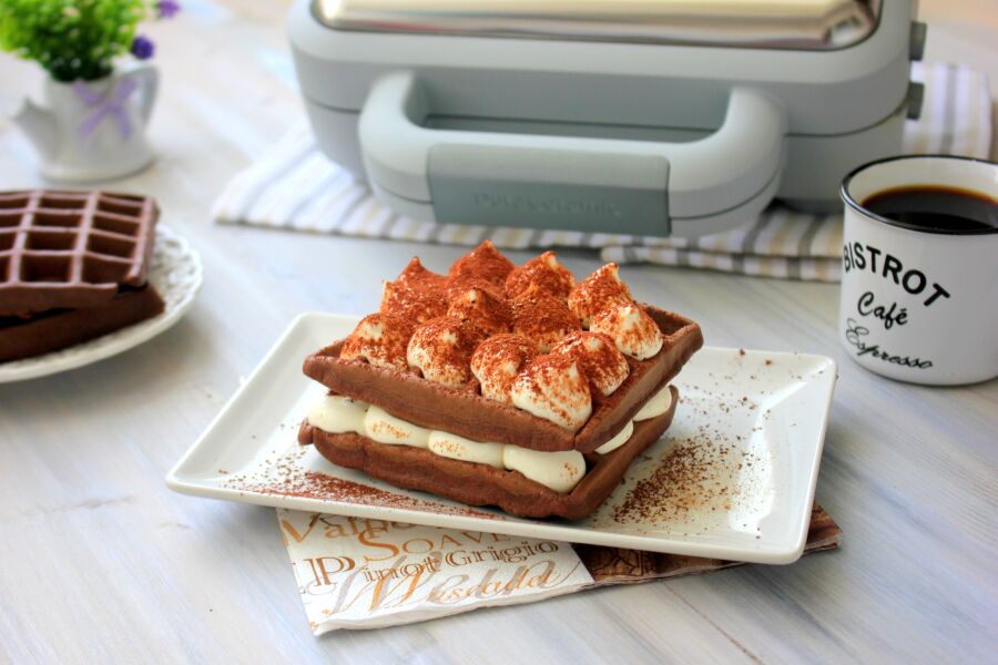 Rețetă Vafe Tiramisu la Aparatul de Gofre Duraceramic Breville by Laura's Sweets