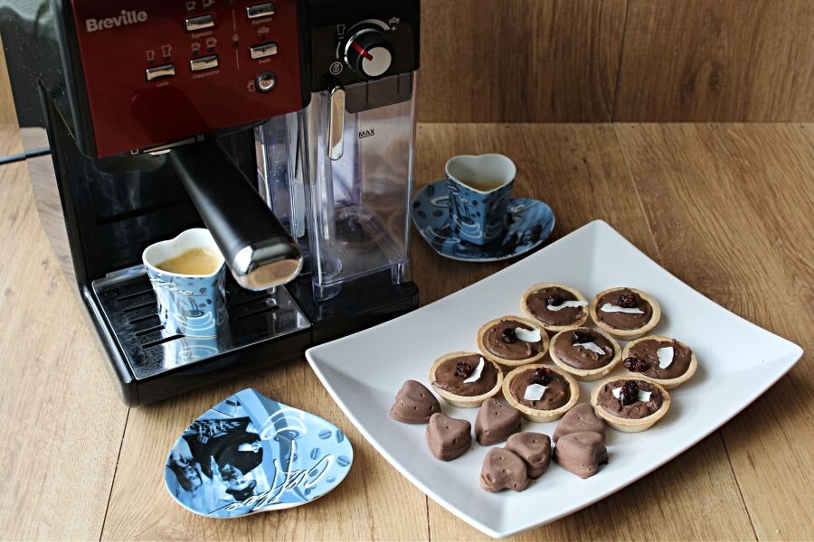 Rețetă ciocolată de casă cu cafea by Lecturi și Arome