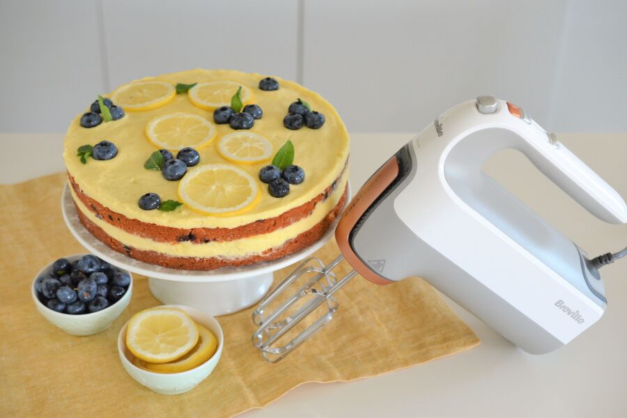 Rețetă tort cu afine și vanilie by Teo's Kitchen