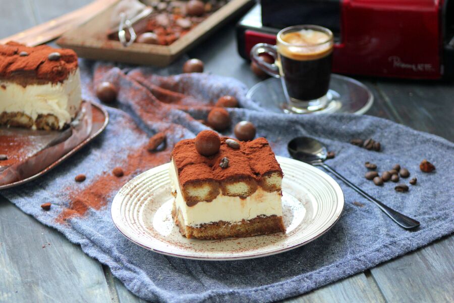 Rețetă înghețată tiramisu cu espresso preparat la Prima Latte by Laura's Sweets