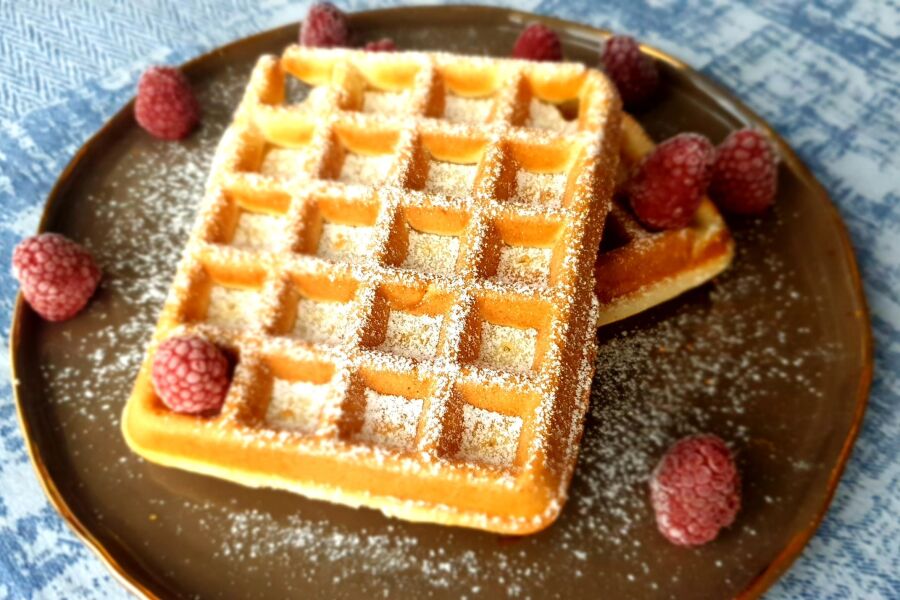 Rețetă waffles pufoase și aromate la Aparat de Gofre Duraceramic Breville by Prințesa Urbană