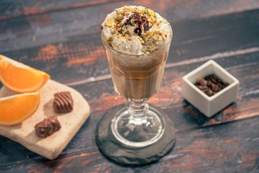 Rețetă Orange Chocolate Latte la espressorul Breville Barista Mini by Adrian Cărădeanu