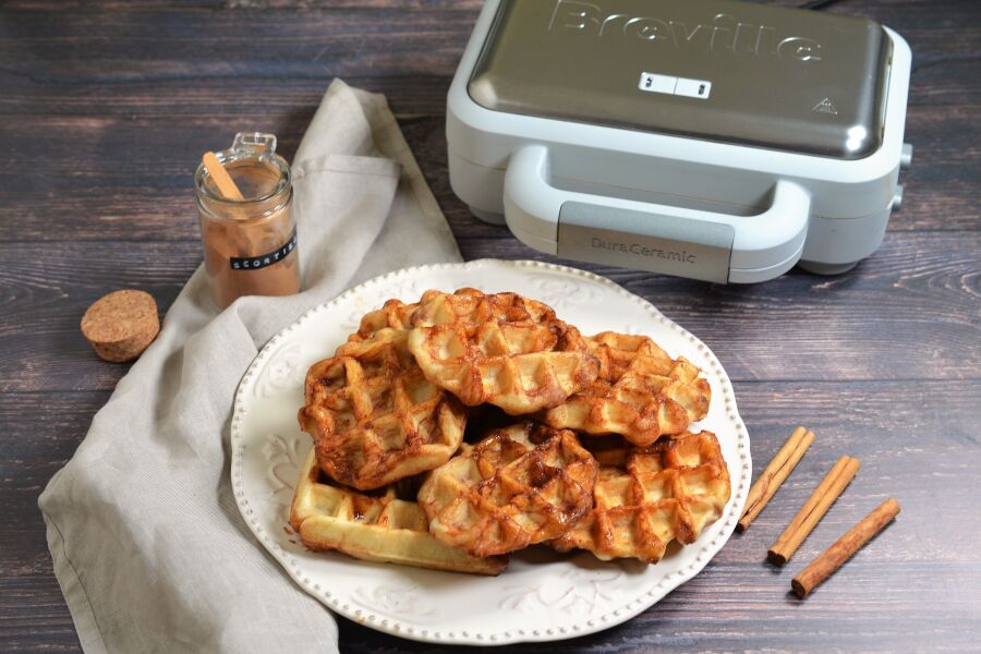 Rețetă gofre rulouri cu scorțișoară/cinnamon roll waffles la Aparat de Gofre Duraceramic Breville by Teo's Kitchen