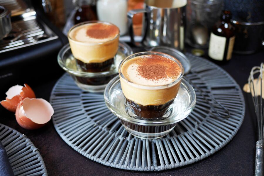 Rețetă cafea vietnameză cu ou la Espressorul Manual Barista Max + Breville