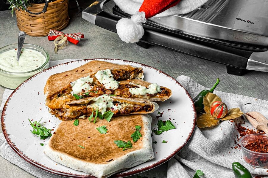 Rețetă Crunchwrap Supreme la Sandwich Maker Panini by Daniel Breda