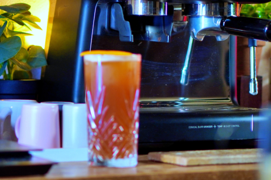Rețetă Espresso Tonic la Espressorul Manual Breville Barista Max Plus by Adrian Cărădeanu