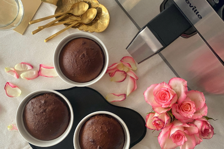 Rețetă brownie fără gluten, lactoză și zahăr adăugat la airfryer Breville Halo Air XL by Flavia Hirișcău