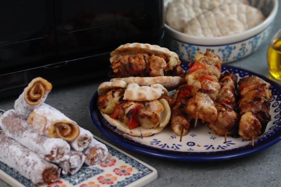 Rețetă frigărui de pui la airfryer Breville Halo Flexi by Teo's Kitchen