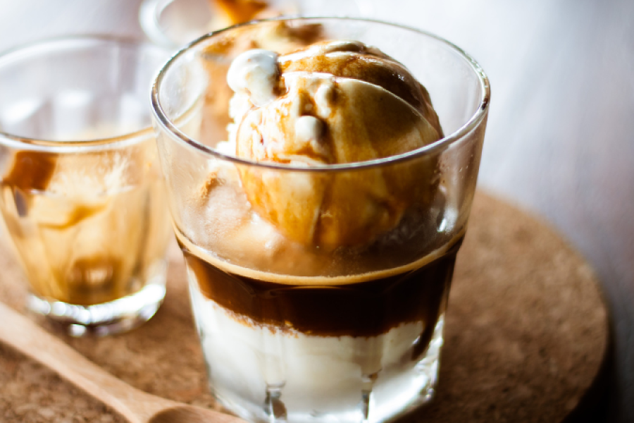 Rețetă Affogato Decaf la espressor Barista Signature