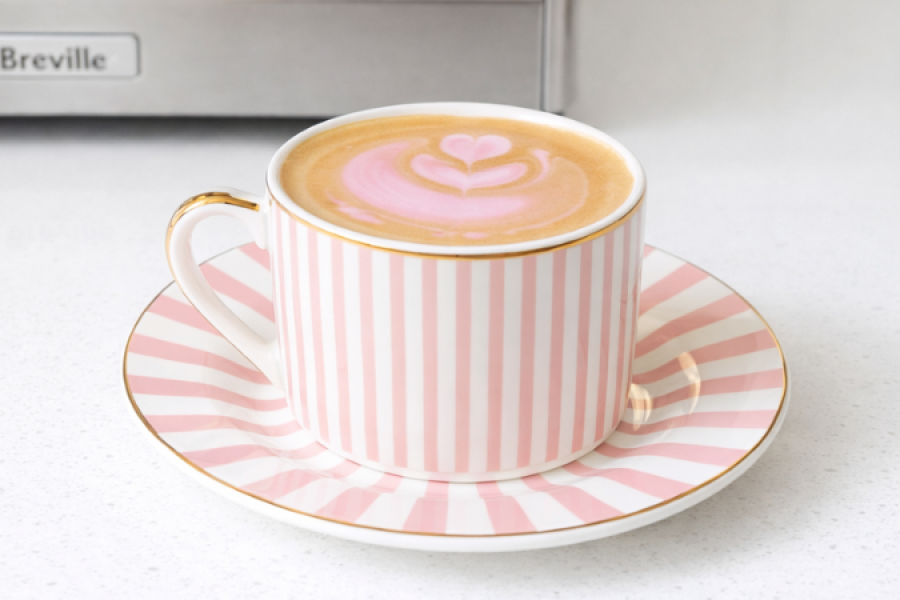 Pink cappucciono